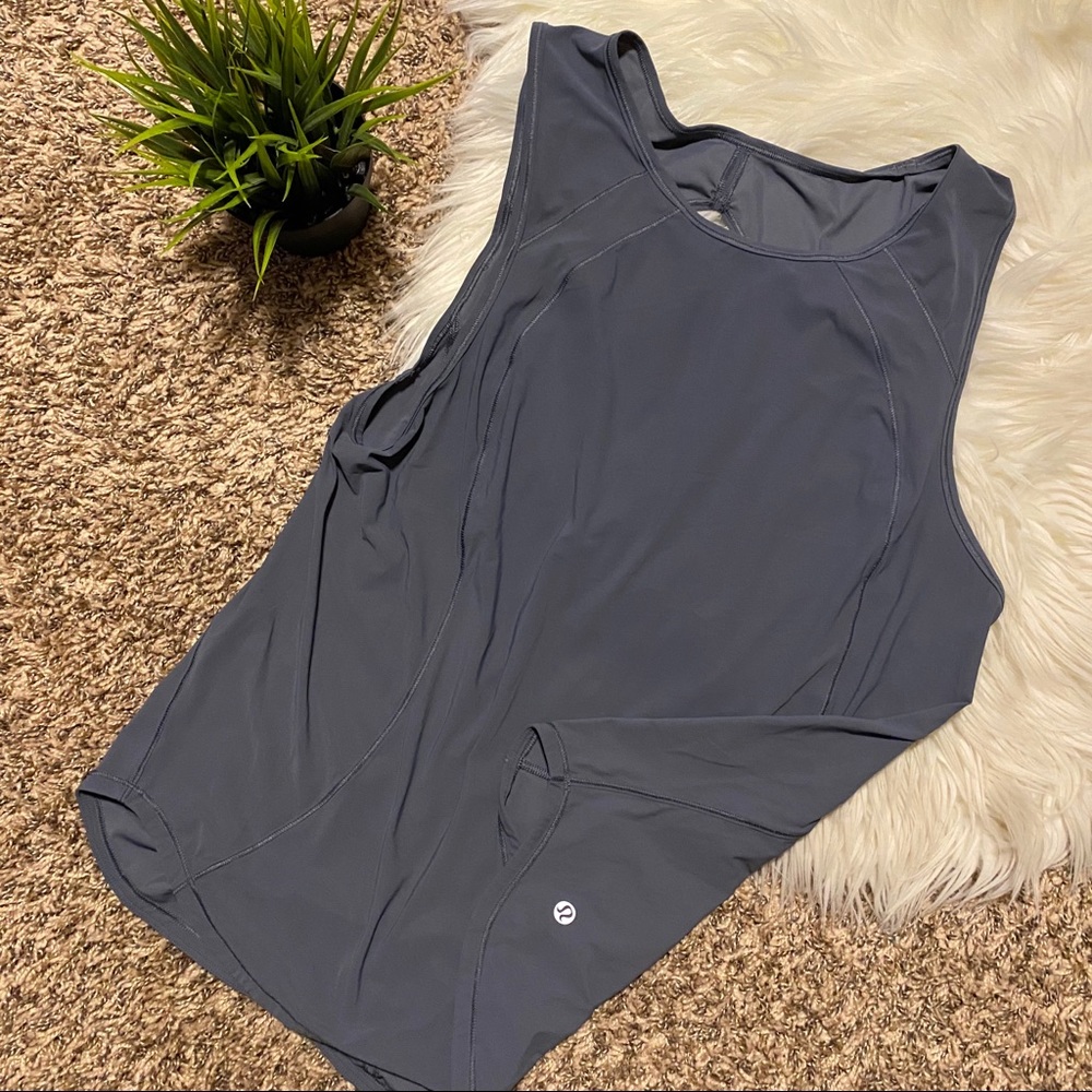 🏃🏻‍♀️ EUC! LuluLemon Athletica Top